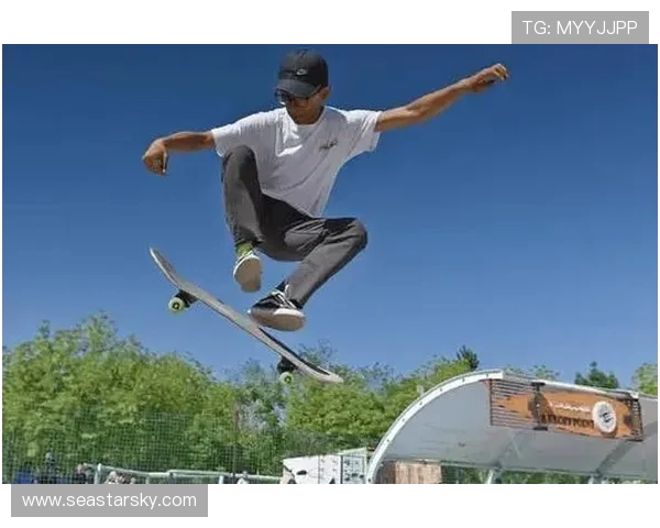 重庆滑板队在极限运动联赛中的精彩节奏表现与战术分析 重庆滑板队在极限运动联赛中的精彩节奏表现与战术分析