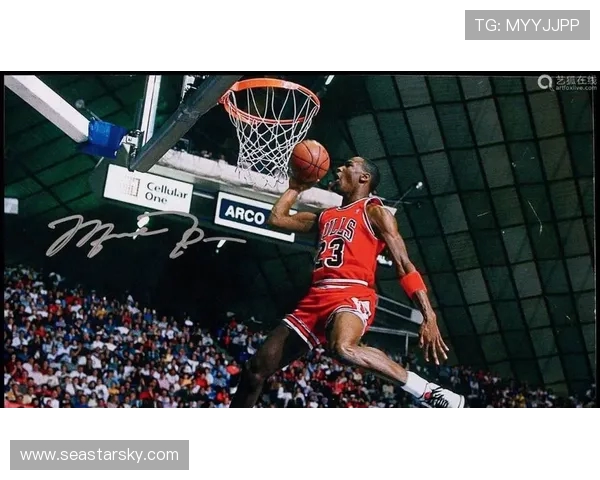 乔丹克拉克森的篮球之路与成就揭秘：从新秀到全明星的蜕变历程