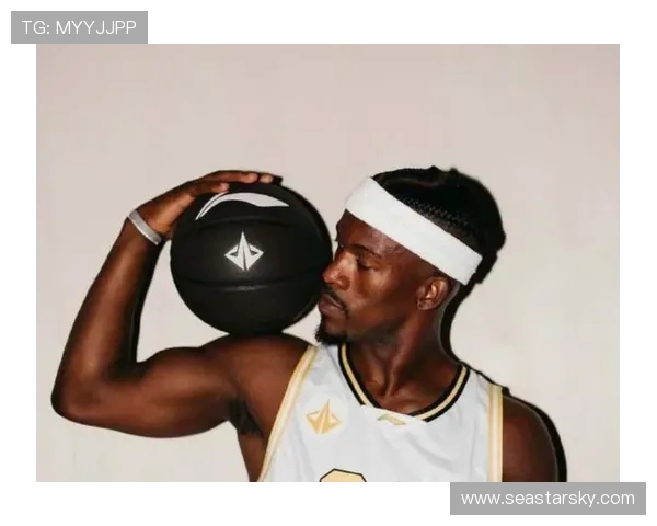 吉米巴特勒带领球队奋勇争先展现领袖风范与不屈精神 吉米巴特勒带领球队奋勇争先展现领袖风范与不屈精神